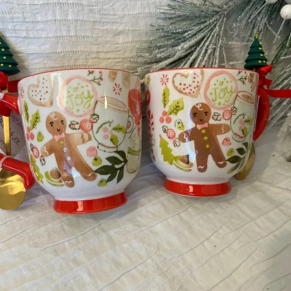 Potter’s Studio Other - Potter’s Studio Festive Candy Cane and Holly Mug Set with Gold Spoons Holiday